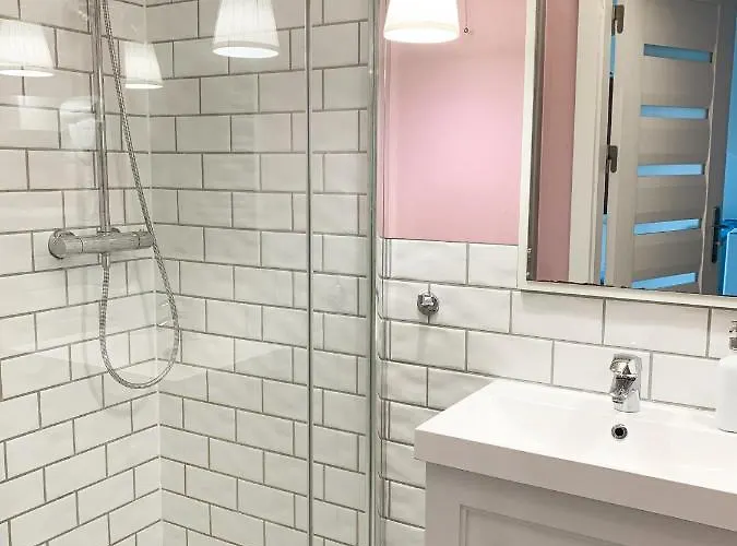 Nawrotowka ホームステイ レバ