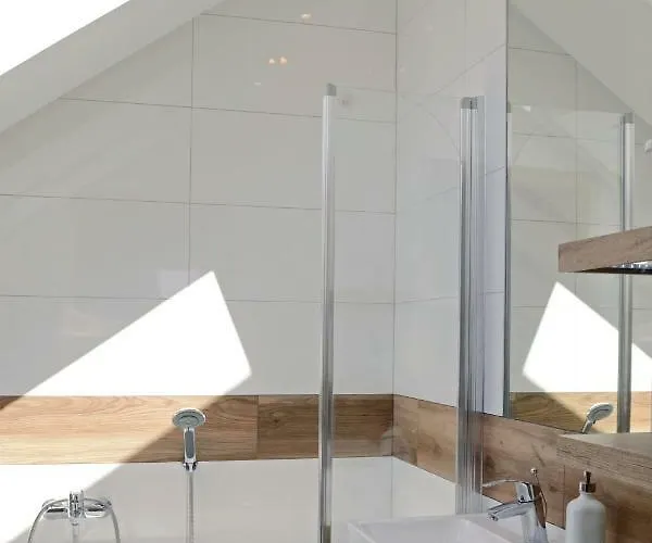 Nawrotowka ホームステイ レバ